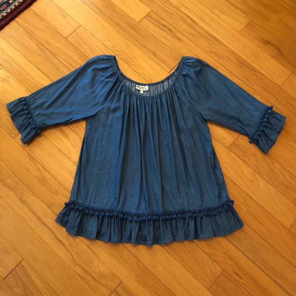 Chambray Top Like New